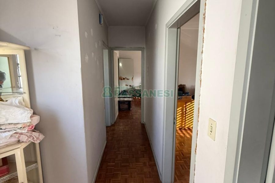 Apartamento com 123m², 2 dormitórios, 1 vaga, no bairro Centro em Caxias do Sul para Comprar