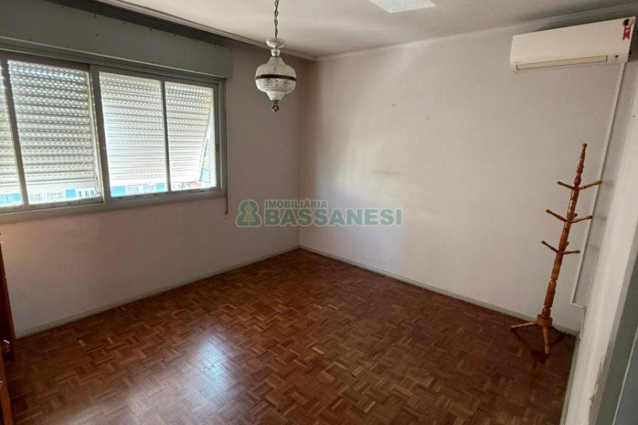Apartamento com 123m², 2 dormitórios, 1 vaga, no bairro Centro em Caxias do Sul para Comprar
