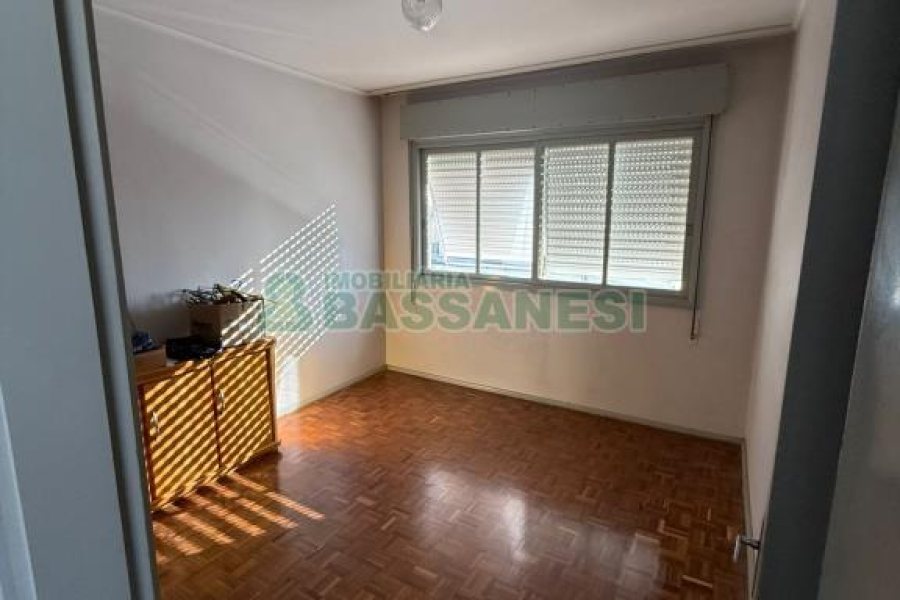 Apartamento com 123m², 2 dormitórios, 1 vaga, no bairro Centro em Caxias do Sul para Comprar
