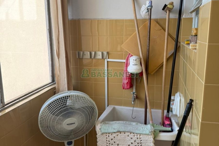 Apartamento com 123m², 2 dormitórios, 1 vaga, no bairro Centro em Caxias do Sul para Comprar