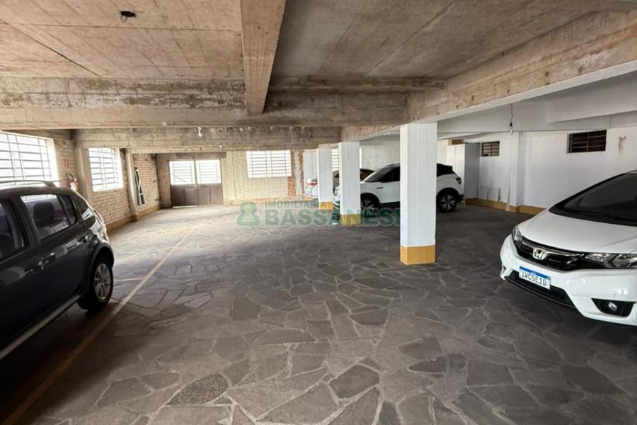 Apartamento com 123m², 2 dormitórios, 1 vaga, no bairro Centro em Caxias do Sul para Comprar