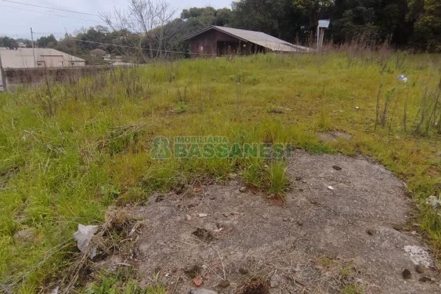 Terreno com 507m², no bairro Desvio Rizzo em Caxias do Sul para Comprar