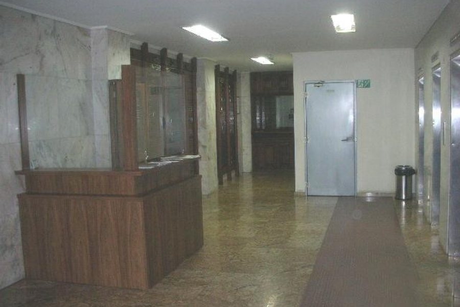 Sala com 19m², no bairro Centro em Caxias do Sul para Alugar