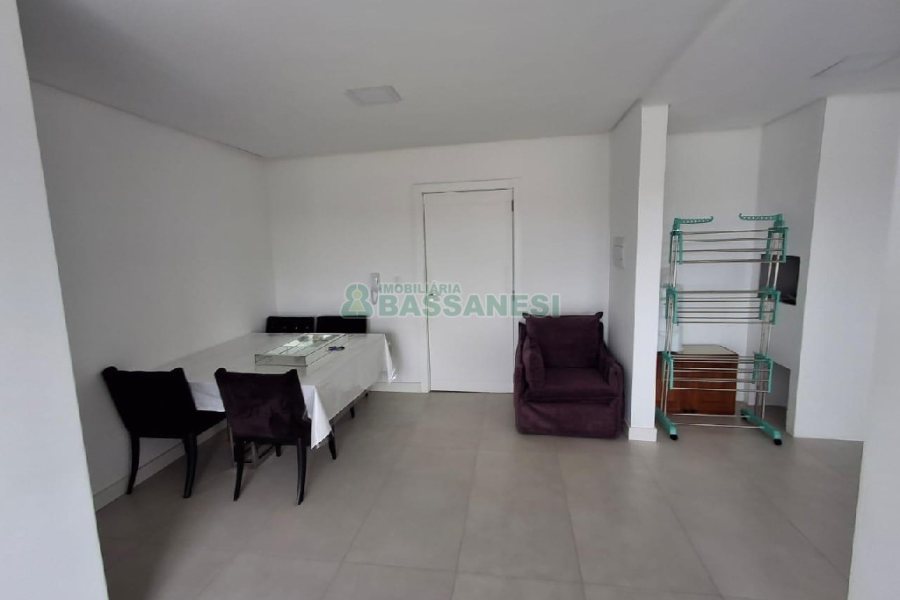 Apartamento com 65m², 2 dormitórios, 2 vagas, no bairro Santa Lúcia em Caxias do Sul para Alugar