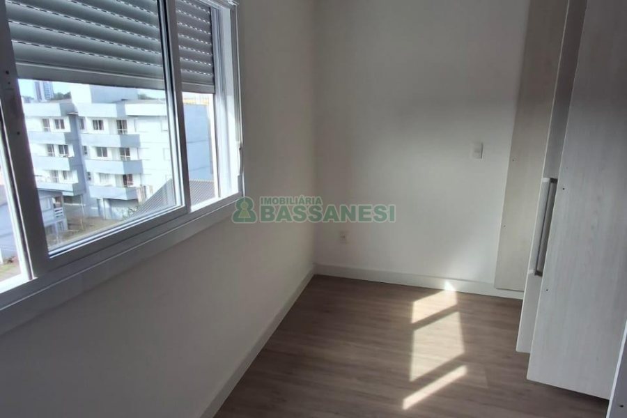 Apartamento com 65m², 2 dormitórios, 2 vagas, no bairro Santa Lúcia em Caxias do Sul para Alugar