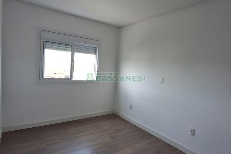 Apartamento com 65m², 2 dormitórios, 2 vagas, no bairro Santa Lúcia em Caxias do Sul para Alugar