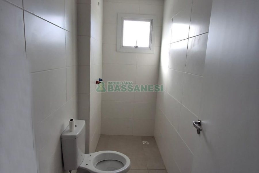 Apartamento com 65m², 2 dormitórios, 2 vagas, no bairro Santa Lúcia em Caxias do Sul para Alugar