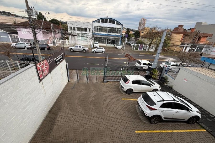 Loja com 118m², 1 vaga, no bairro Santa Catarina em Caxias do Sul para Alugar
