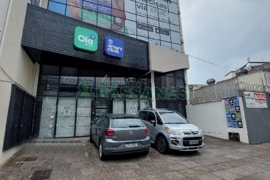 Sala Mobiliada com 250m², 2 vagas, no bairro Pio X em Caxias do Sul para Alugar