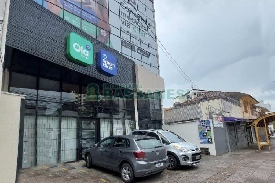 Sala Mobiliada com 190m², 2 vagas, no bairro Pio X em Caxias do Sul para Alugar