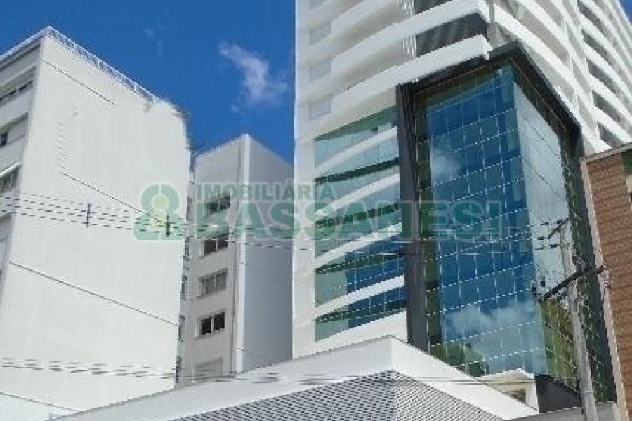 Apto Mobiliado com 46m², 1 dormitório, 1 vaga, no bairro Lourdes em Caxias do Sul para Alugar