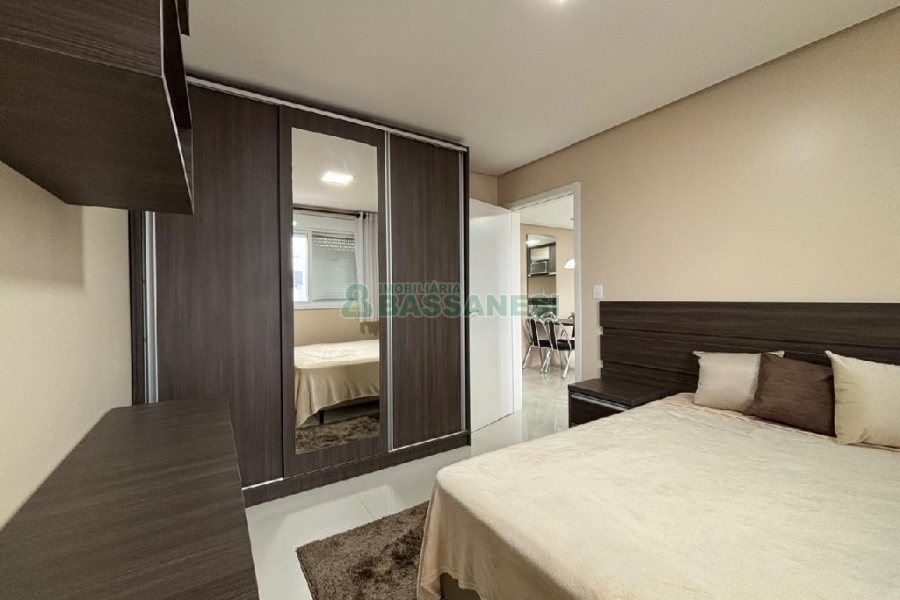 Apto Mobiliado com 46m², 1 dormitório, 1 vaga, no bairro Lourdes em Caxias do Sul para Alugar