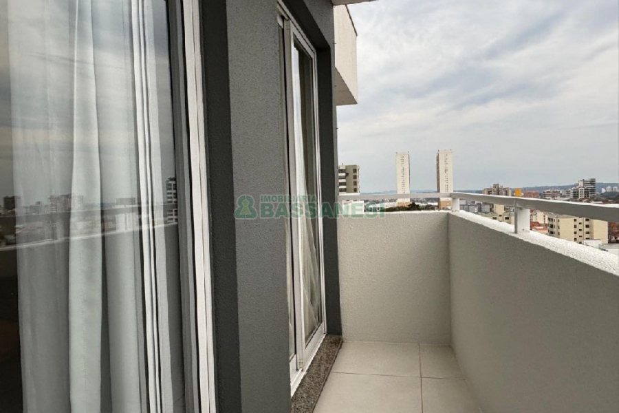 Apto Mobiliado com 46m², 1 dormitório, 1 vaga, no bairro Lourdes em Caxias do Sul para Alugar