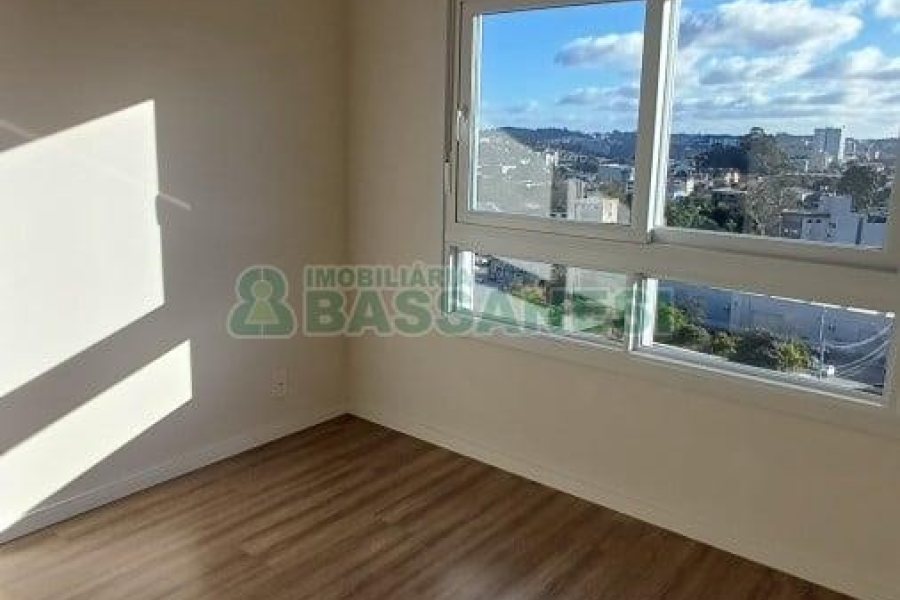 Apartamento com 123m², 3 dormitórios, 3 vagas, no bairro Santa Catarina em Caxias do Sul para Comprar
