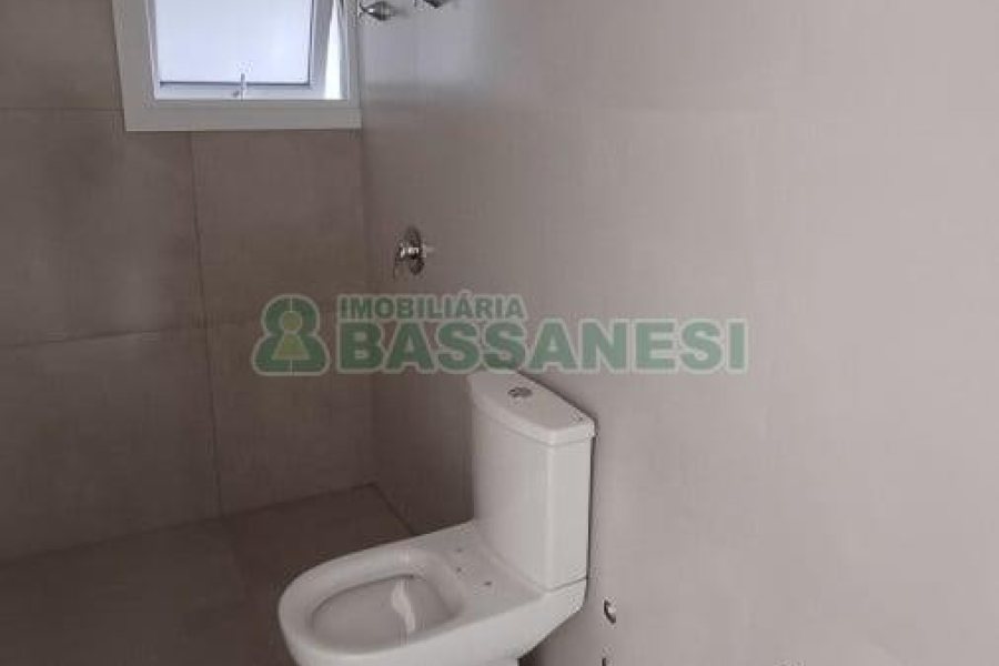 Apartamento com 123m², 3 dormitórios, 3 vagas, no bairro Santa Catarina em Caxias do Sul para Comprar