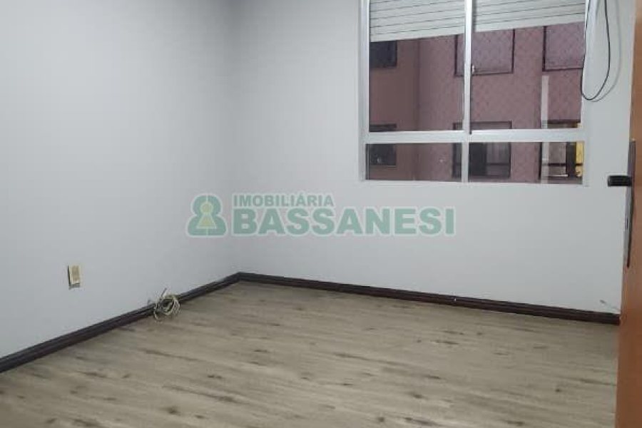 Apartamento com 88m², 3 dormitórios, 1 vaga, no bairro Lourdes em Caxias do Sul para Comprar