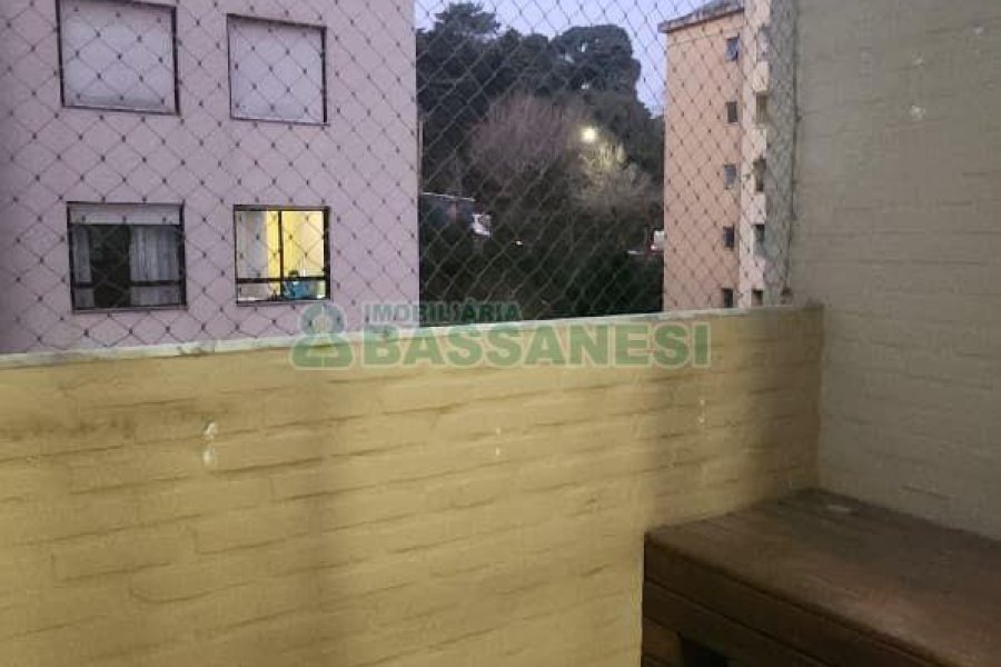 Apartamento com 88m², 3 dormitórios, 1 vaga, no bairro Lourdes em Caxias do Sul para Comprar