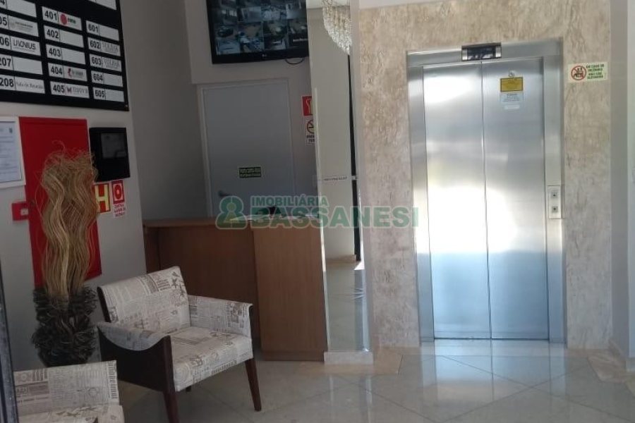 Sala com 55m², 1 vaga, no bairro Colina Sorriso em Caxias do Sul para Alugar