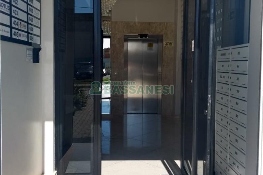 Sala com 55m², 1 vaga, no bairro Colina Sorriso em Caxias do Sul para Alugar