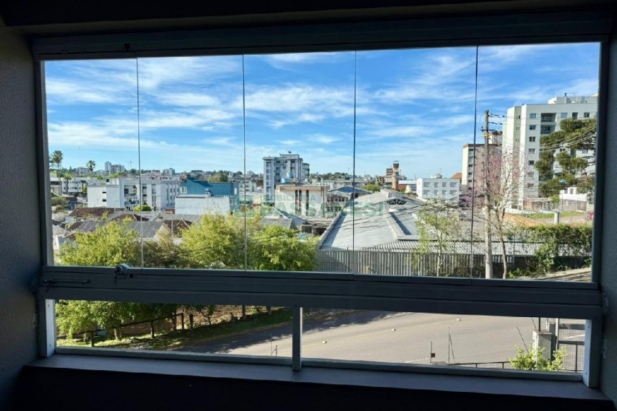 Apto Mobiliado com 75m², 2 dormitórios, 2 vagas, no bairro Lourdes em Caxias do Sul para Alugar