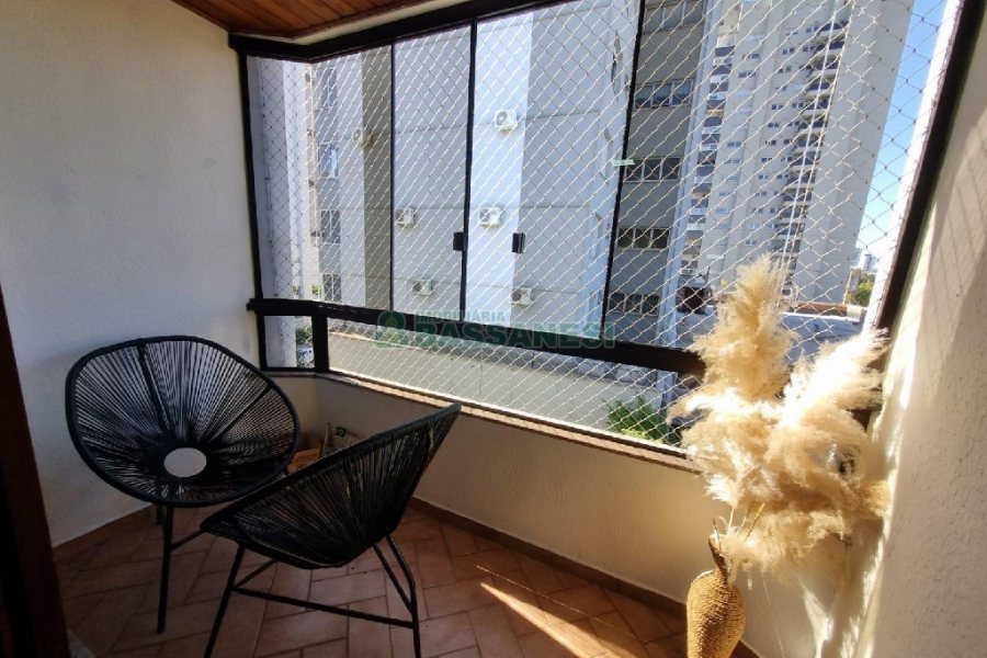Apto Mobiliado com 88m², 3 dormitórios, 1 vaga, no bairro Cristo Redentor em Caxias do Sul para Alugar