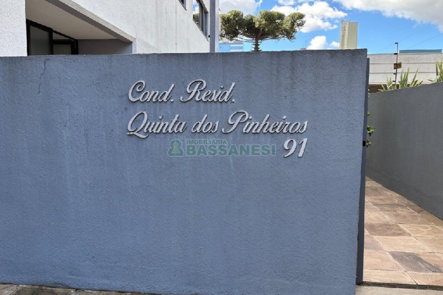 Apartamento com 140m², 3 dormitórios, 2 vagas, no bairro São Leopoldo em Caxias do Sul para Alugar