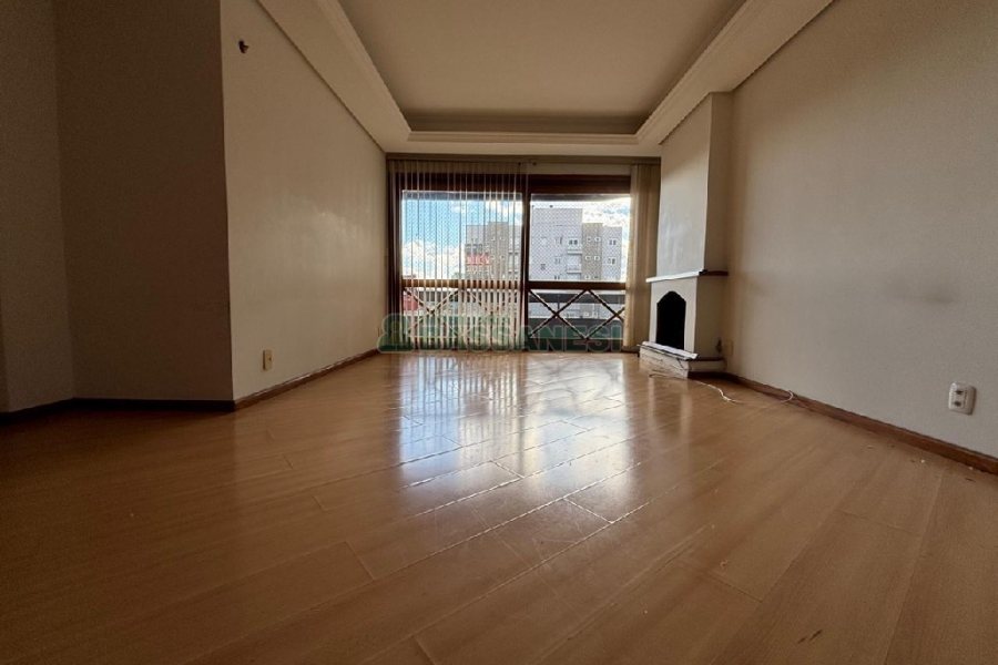Apartamento com 140m², 3 dormitórios, 2 vagas, no bairro São Leopoldo em Caxias do Sul para Alugar