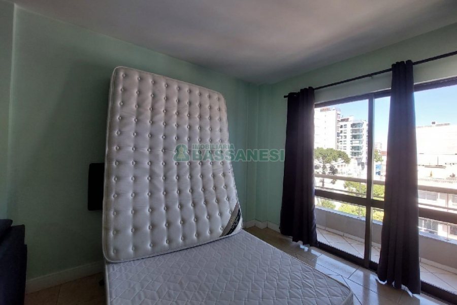 Apto Mobiliado com 30m², 1 dormitório, no bairro Centro em Caxias do Sul para Alugar
