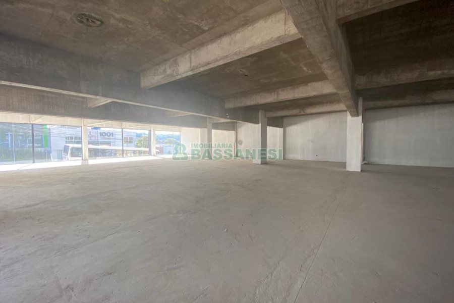 Loja com 585m², no bairro São José em Caxias do Sul para Alugar ou Comprar