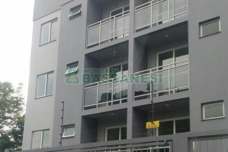Apartamento com 61m², 2 dormitórios, 1 vaga, no bairro Santa Catarina em Caxias do Sul para Comprar