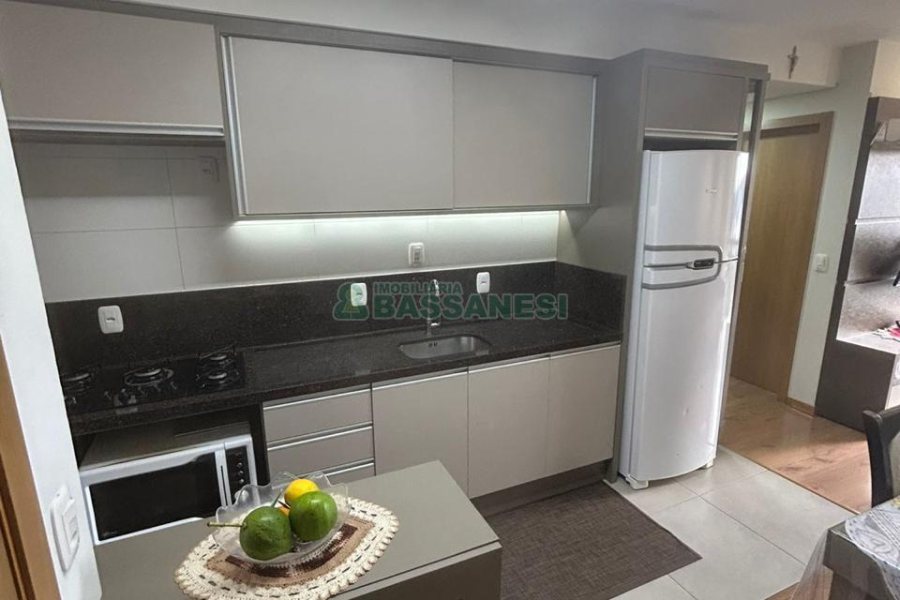 Apartamento com 61m², 2 dormitórios, 1 vaga, no bairro Santa Catarina em Caxias do Sul para Comprar