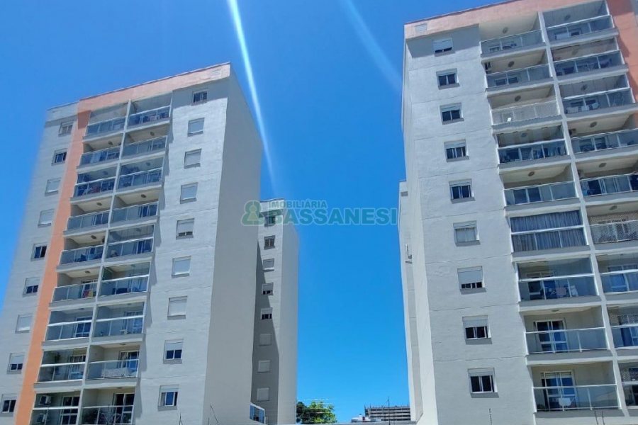 Apto Mobiliado com 54m², 2 dormitórios, 1 vaga, no bairro Vinhedos em Caxias do Sul para Alugar