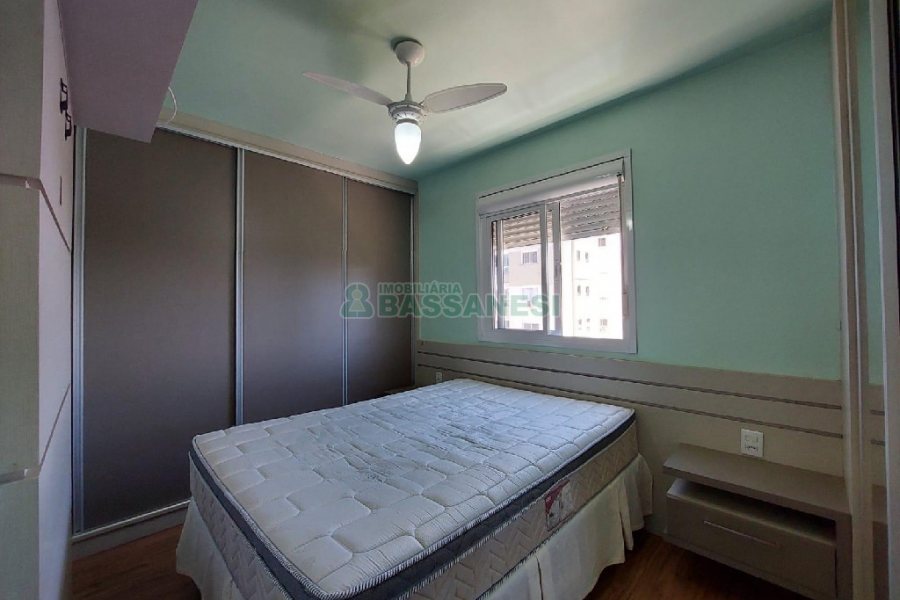 Apto Mobiliado com 54m², 2 dormitórios, 1 vaga, no bairro Vinhedos em Caxias do Sul para Alugar