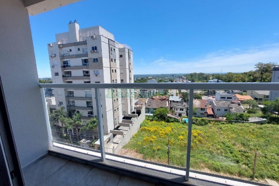 Apto Mobiliado com 54m², 2 dormitórios, 1 vaga, no bairro Vinhedos em Caxias do Sul para Alugar