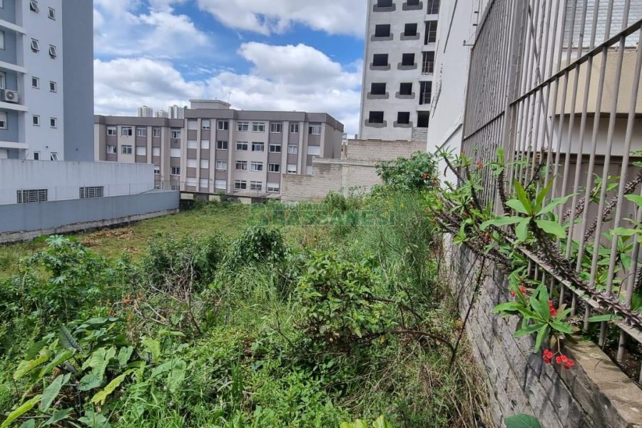 Terreno, no bairro Pio X em Caxias do Sul para Comprar
