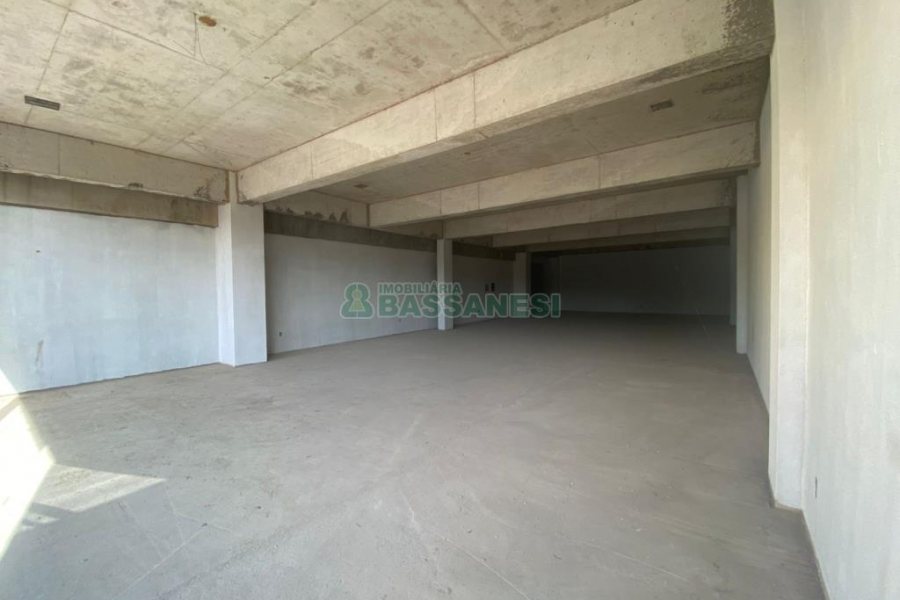 Loja com 200m², no bairro São José em Caxias do Sul para Alugar