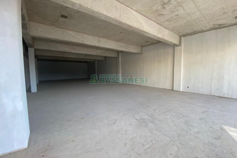Loja com 200m², no bairro São José em Caxias do Sul para Alugar