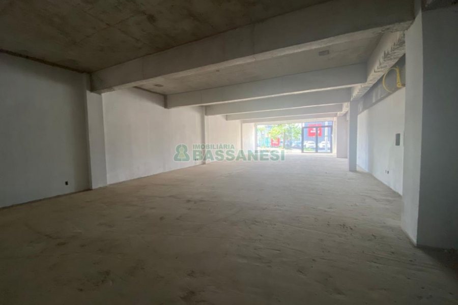 Loja com 200m², no bairro São José em Caxias do Sul para Alugar