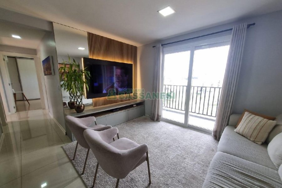 Apto Mobiliado com 97m², 3 dormitórios, 2 vagas, no bairro Villagio Iguatemi em Caxias do Sul para Alugar