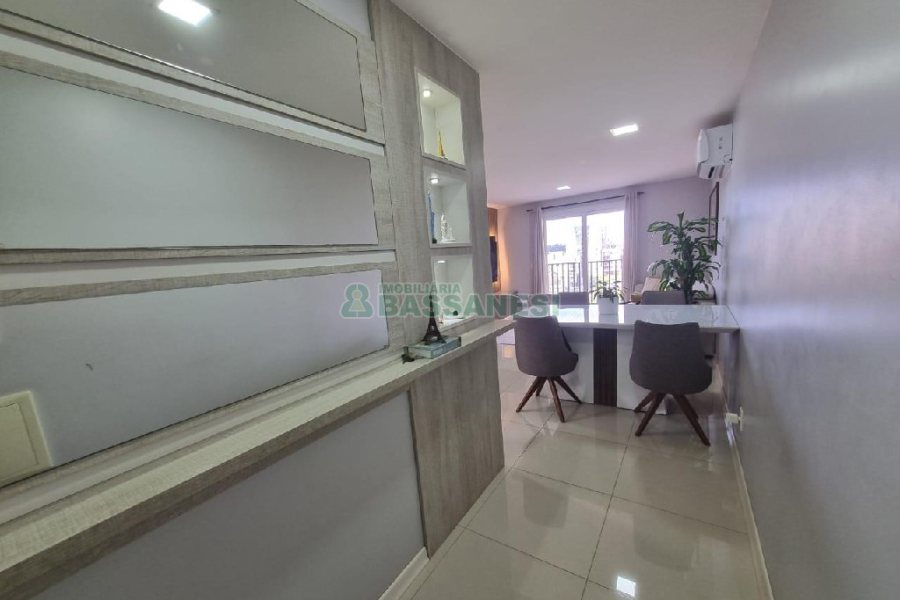 Apto Mobiliado com 97m², 3 dormitórios, 2 vagas, no bairro Villagio Iguatemi em Caxias do Sul para Alugar