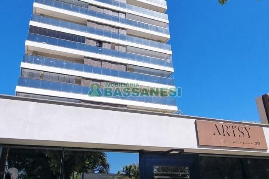 Apartamento com 176m², 3 dormitórios, 3 vagas, no bairro Rio Branco em Caxias do Sul para Comprar