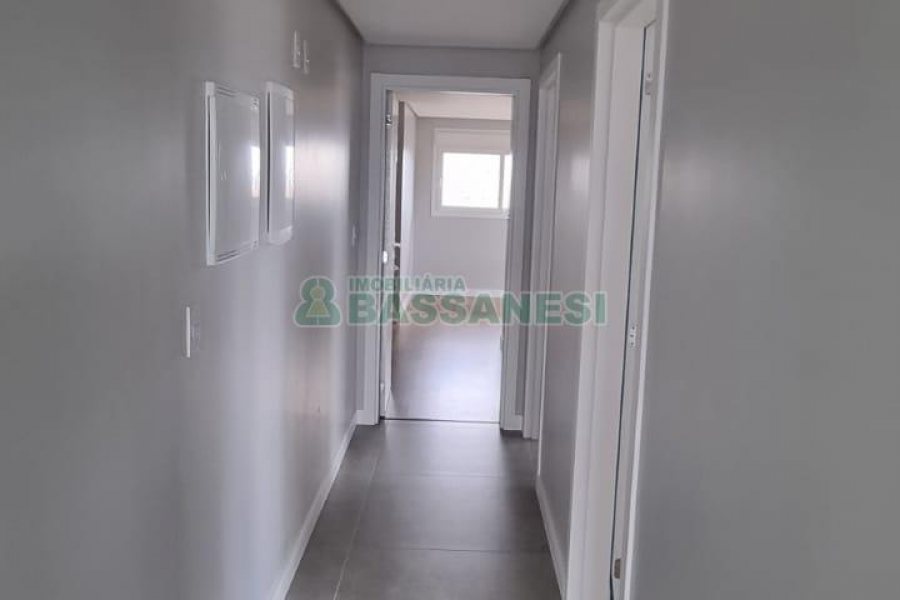 Apartamento com 176m², 3 dormitórios, 3 vagas, no bairro Rio Branco em Caxias do Sul para Comprar