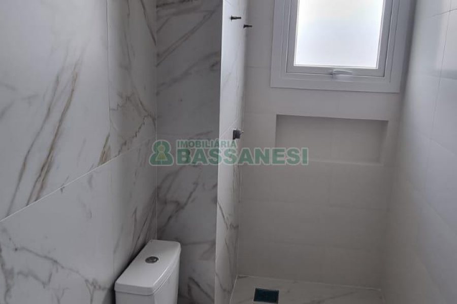 Apartamento com 176m², 3 dormitórios, 3 vagas, no bairro Rio Branco em Caxias do Sul para Comprar