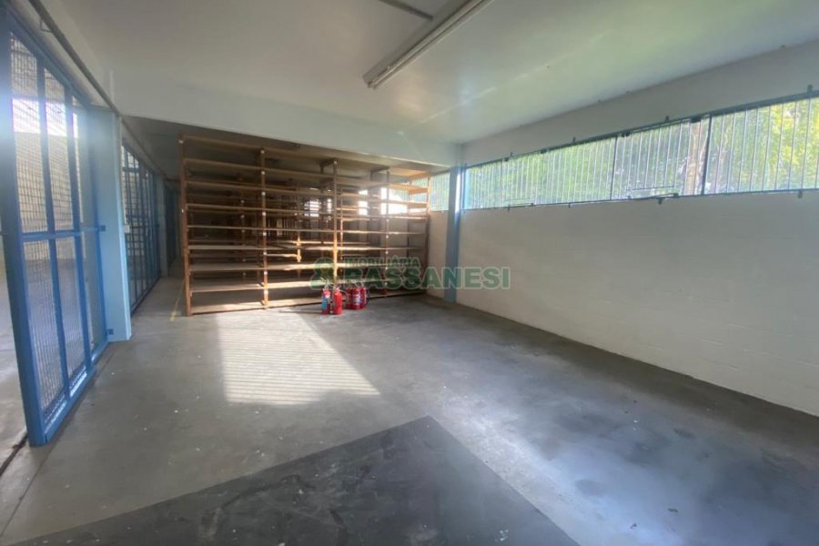 Pavilhão com 1300m², no bairro Cidade Nova em Caxias do Sul para Alugar