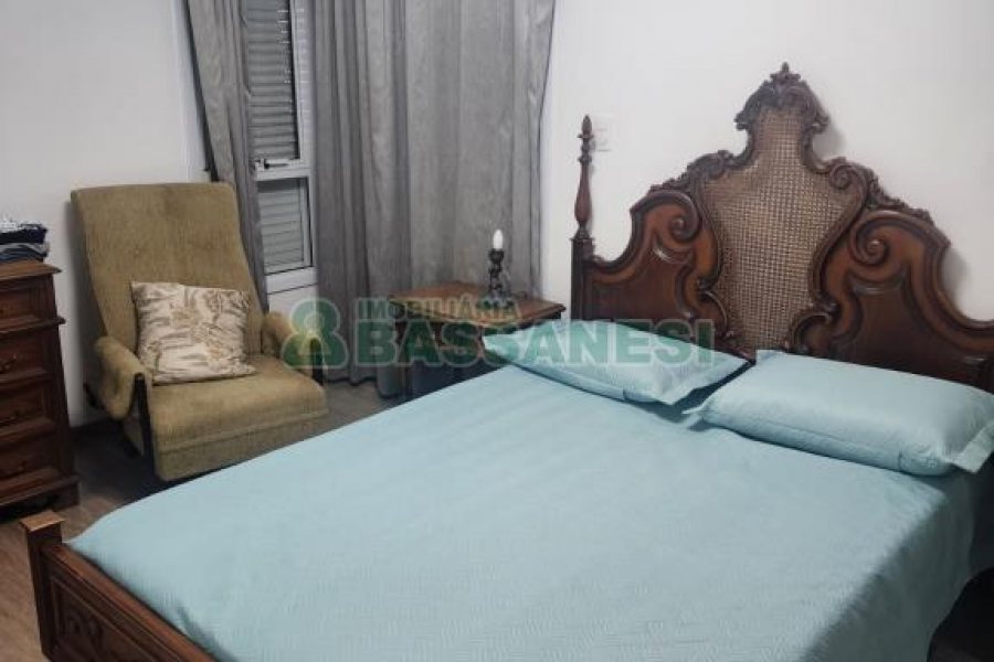 Apartamento com 92m², 2 dormitórios, 1 vaga, no bairro Nossa Senhora da Saúde em Caxias do Sul para Comprar