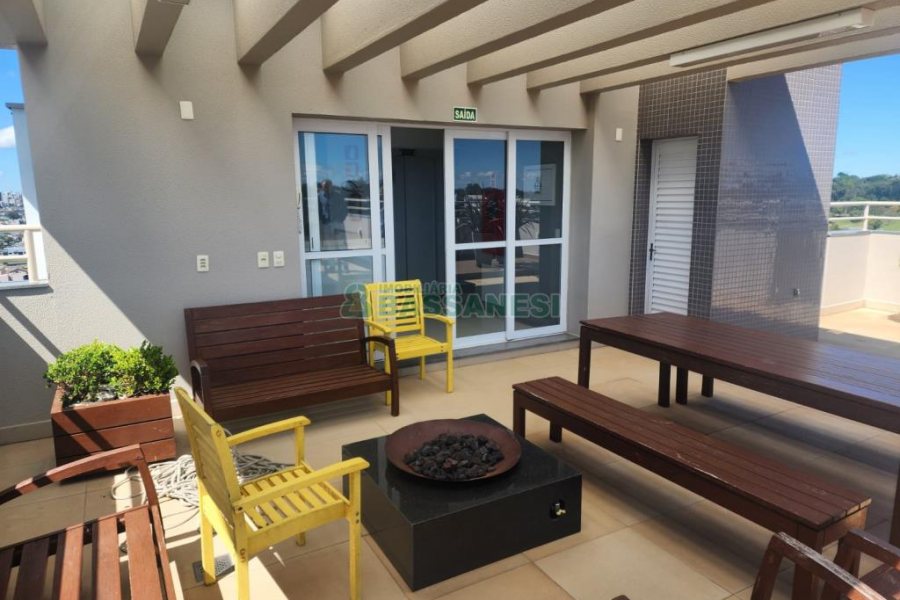 Apartamento com 92m², 2 dormitórios, 1 vaga, no bairro Nossa Senhora da Saúde em Caxias do Sul para Comprar