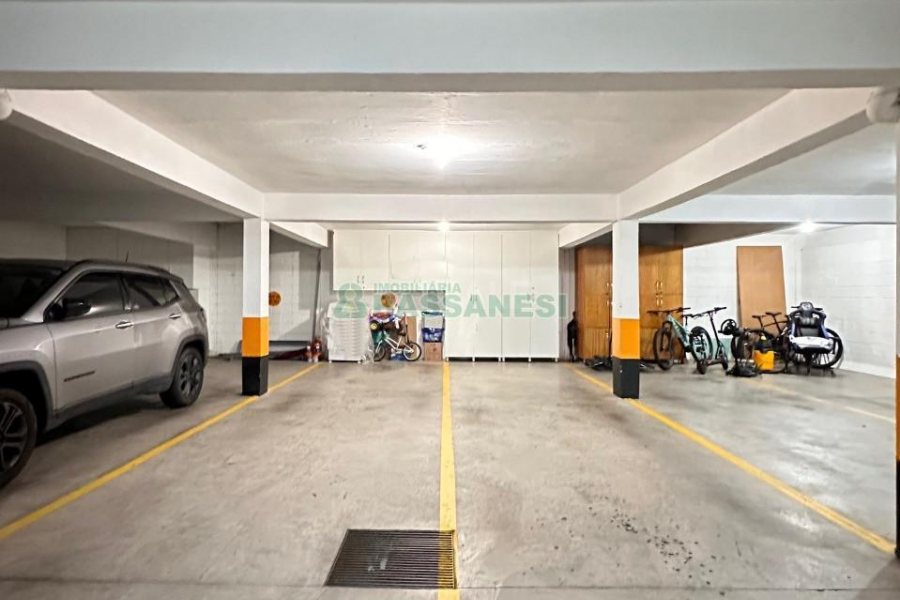 Apartamento com 202m², 3 dormitórios, 2 vagas, no bairro Exposição em Caxias do Sul para Comprar