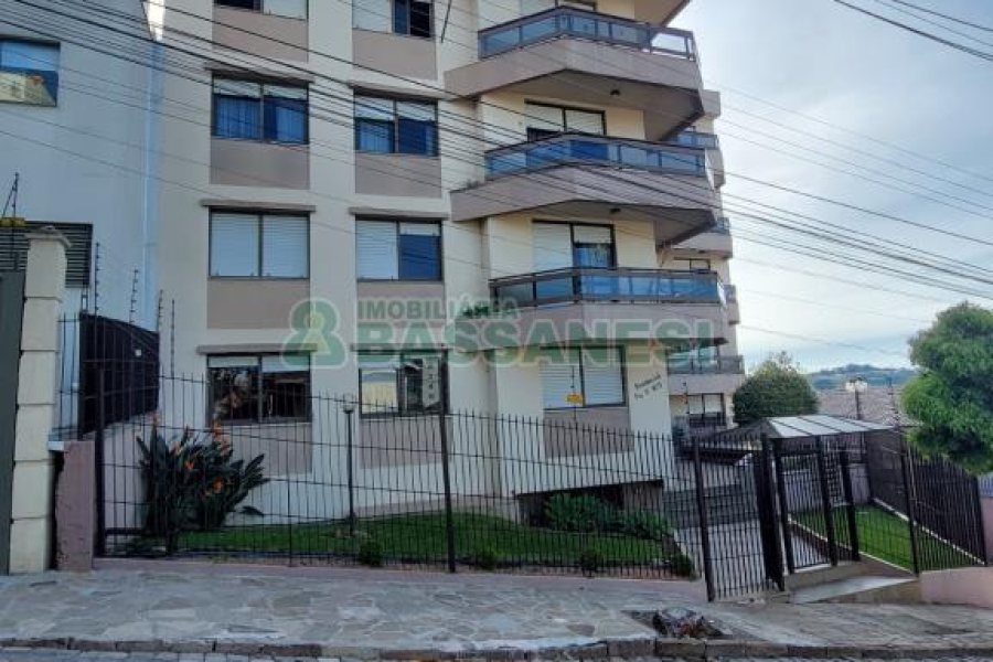 Apto/Cobertura com 132m², 3 dormitórios, 2 vagas, no bairro Pio X em Caxias do Sul para Comprar