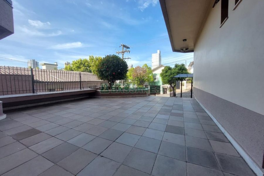 Apto/Cobertura com 132m², 3 dormitórios, 2 vagas, no bairro Pio X em Caxias do Sul para Comprar