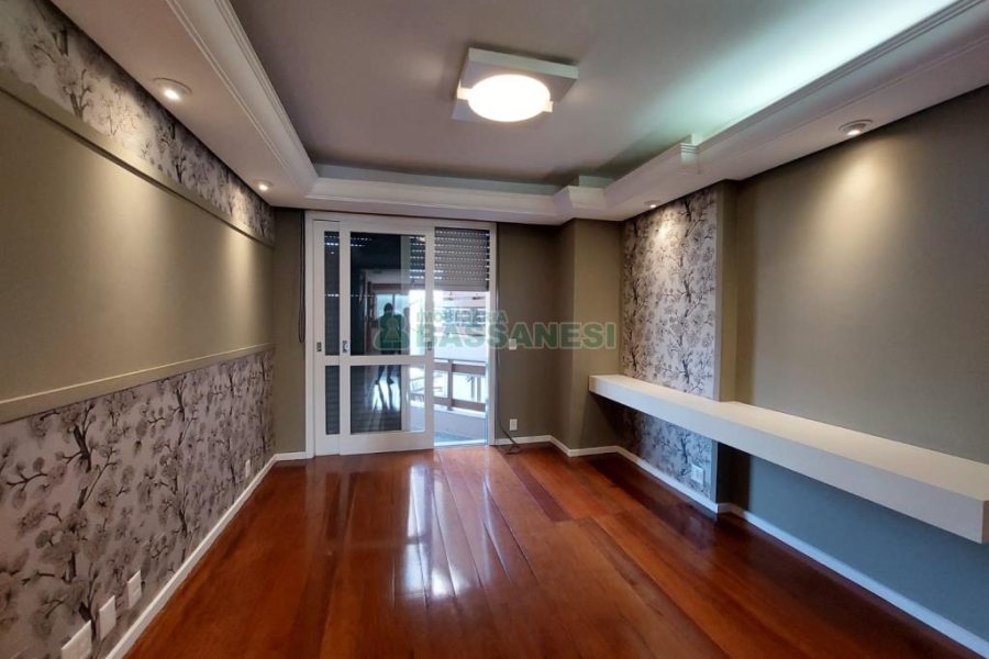 Apto/Cobertura com 132m², 3 dormitórios, 2 vagas, no bairro Pio X em Caxias do Sul para Comprar